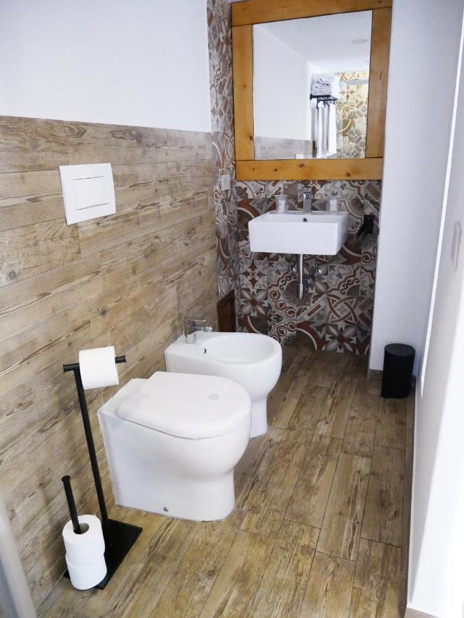 Ninetti Guest House - Apt Centro Storico Catania-Fontanarossai nemzetközi repülőtér Kültér fotó